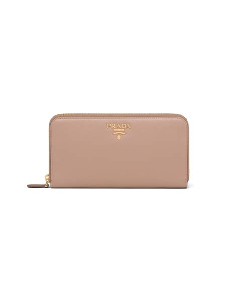 prada saffiano cuir wallet